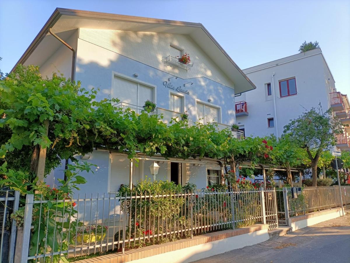 ريميني Villa Lauda B&B المظهر الخارجي الصورة